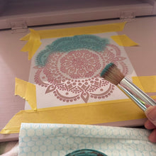 Load image into Gallery viewer, Taster Workshop - Stencilling