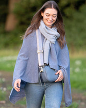 Load image into Gallery viewer, Classic Cashmere Blend Poncho