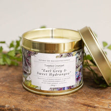Load image into Gallery viewer, Earl Grey & Sweet Hydrangea Candle in a Matt Gold Tin