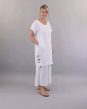 Load image into Gallery viewer, Coconut Button Linen Dress