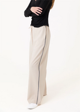 Load image into Gallery viewer, Channel Front Wide Leg Piping Trouser