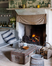 Load image into Gallery viewer, Room Recipes for Style and Colour by Annie Sloan