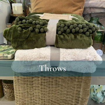 Throws & Blankets