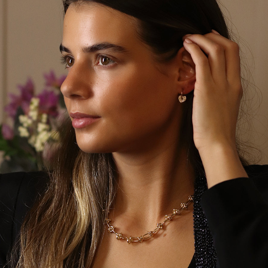 Golden knot link necklace