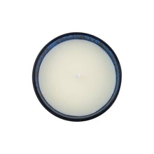 Load image into Gallery viewer, William Morris  Brother Rabbit Candle
