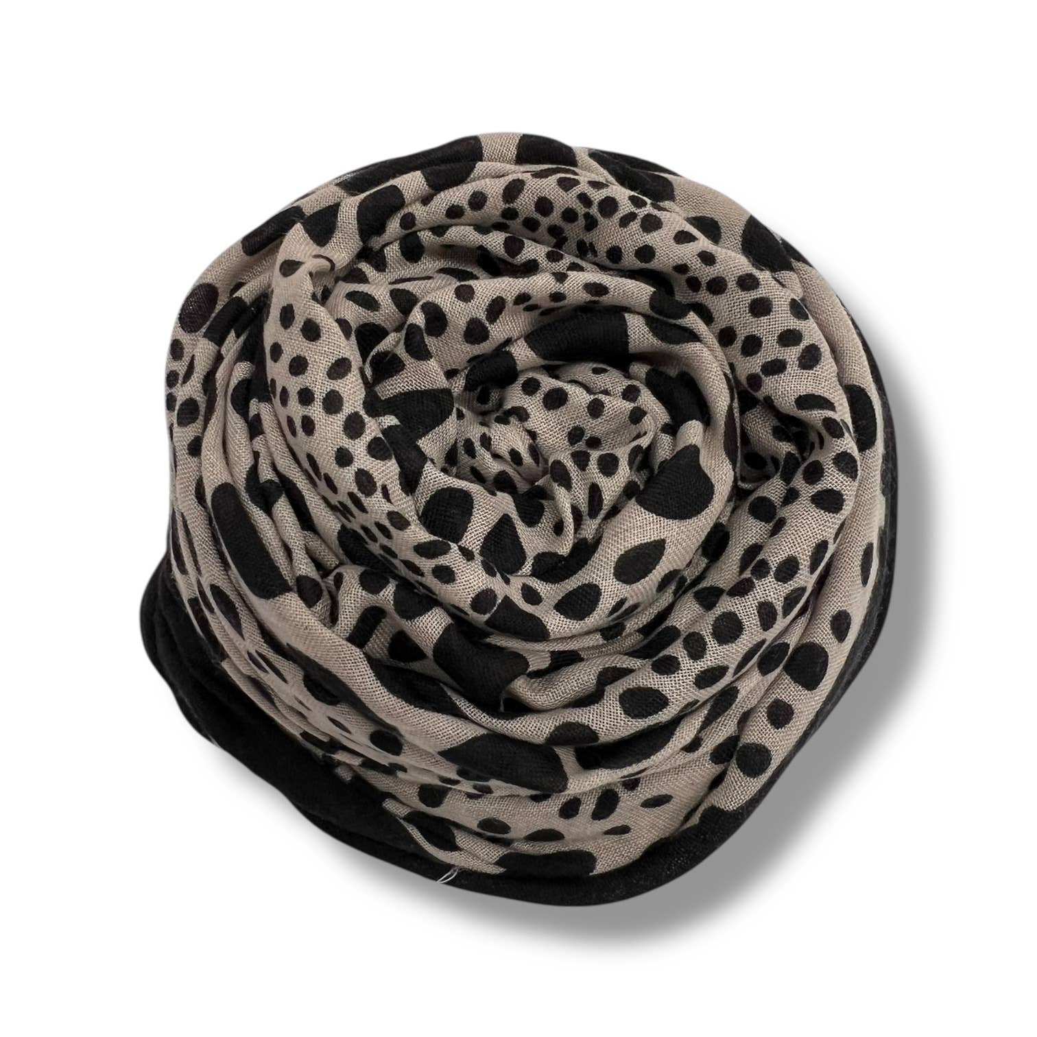 Leopard dots print scarf