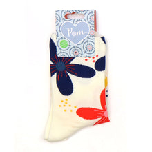 Load image into Gallery viewer, Cream mix bold floral dotty ankle socks
