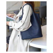 Load image into Gallery viewer, Genuine Leather Soft Hobo Tote Bag
