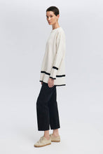 Load image into Gallery viewer, STRIPE DETAILED KNITWEAR TUNIC
