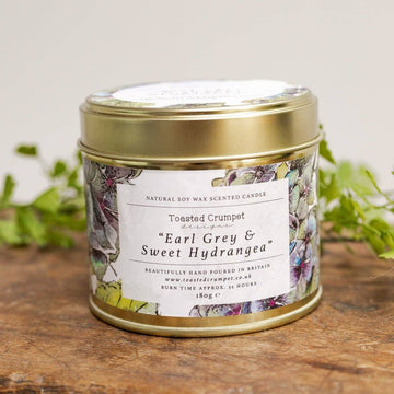Earl Grey & Sweet Hydrangea Candle in a Matt Gold Tin