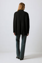 Load image into Gallery viewer, TURTLENECK BASIC KNIT SWEATER
