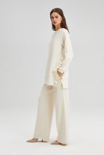 Load image into Gallery viewer, RUFFLED CREPE TUNIC
