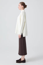 Load image into Gallery viewer, TURTLENECK BASIC KNIT SWEATER

