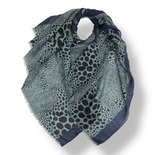 Load image into Gallery viewer, Leopard dots print scarf
