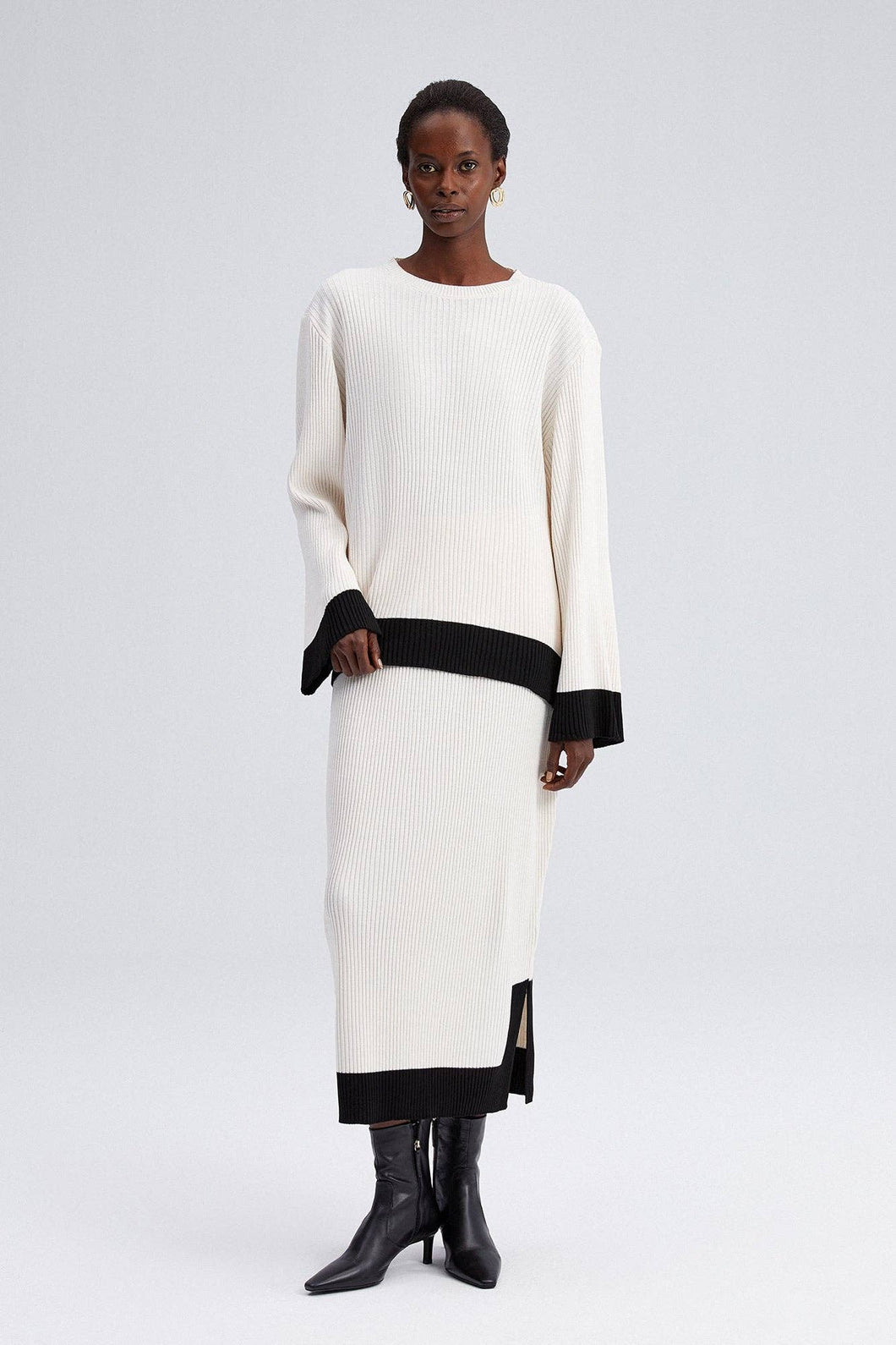 RIBBED KNITWEAR SUIT