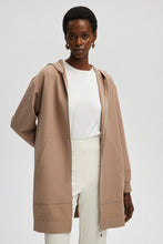Load image into Gallery viewer, ZIPPED THIN CREPE JACKET
