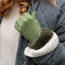 Load image into Gallery viewer, Olive faux suede and faux fur cuff gloves
