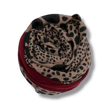 Load image into Gallery viewer, Leopard dots print scarf
