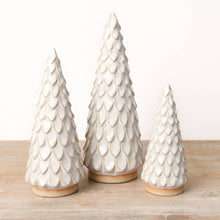 Load image into Gallery viewer, Scalloped Ceramic Tree - Large
