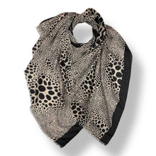 Load image into Gallery viewer, Leopard dots print scarf
