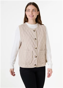Round Neck Boxy Diamond Quilted Gilet