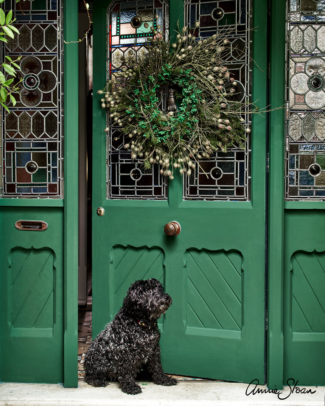 Amsterdam Green Chalk Paint™ by Annie Sloan