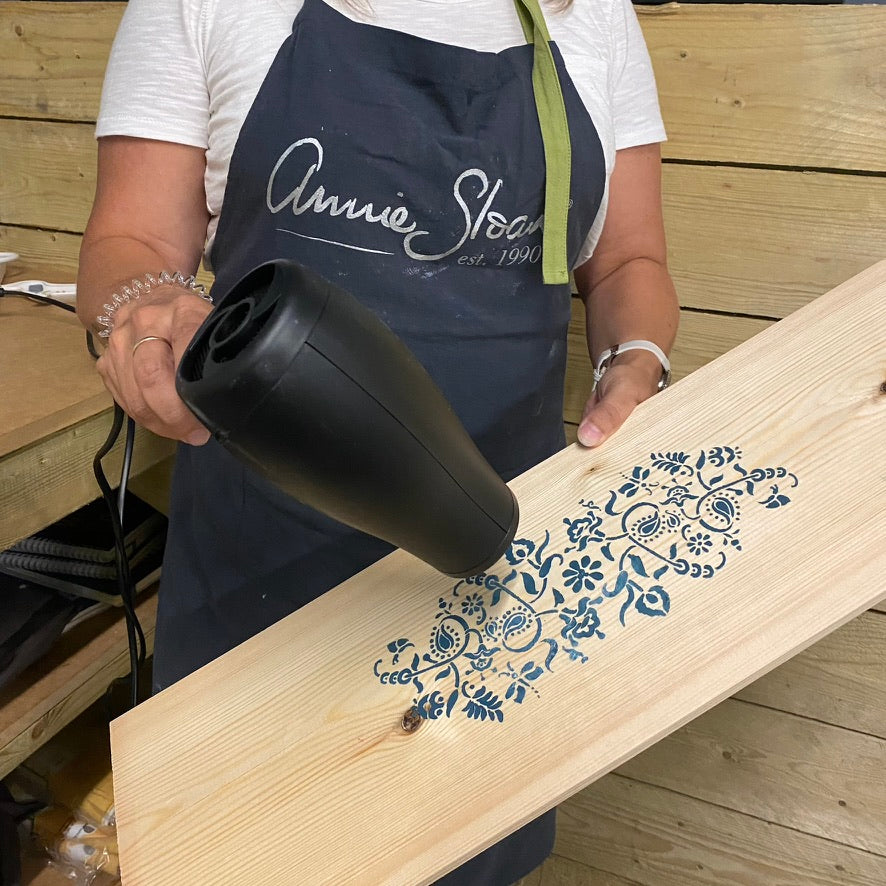 Taster Workshop - Stencilling
