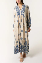 Load image into Gallery viewer, Vintage-Inspired Granddad Collar Maxi Dress
