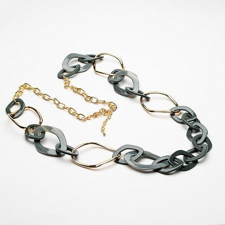 Long resin & Metal link necklace