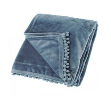 Load image into Gallery viewer, Cashmere touch fleece throw
