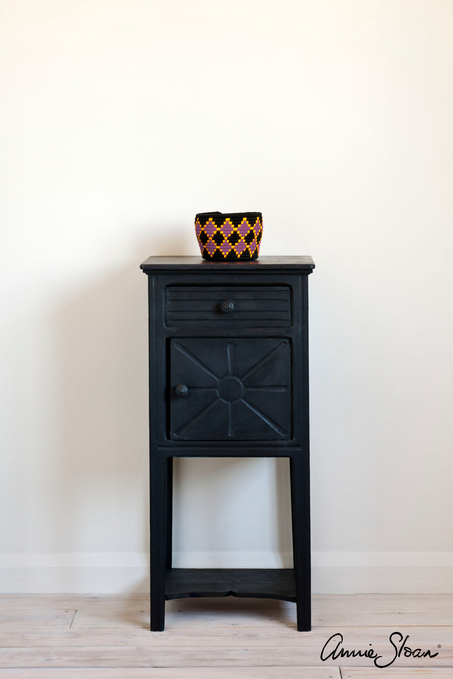 Black painted furniture using Annie Sloan Athenian Black Chalk Paint