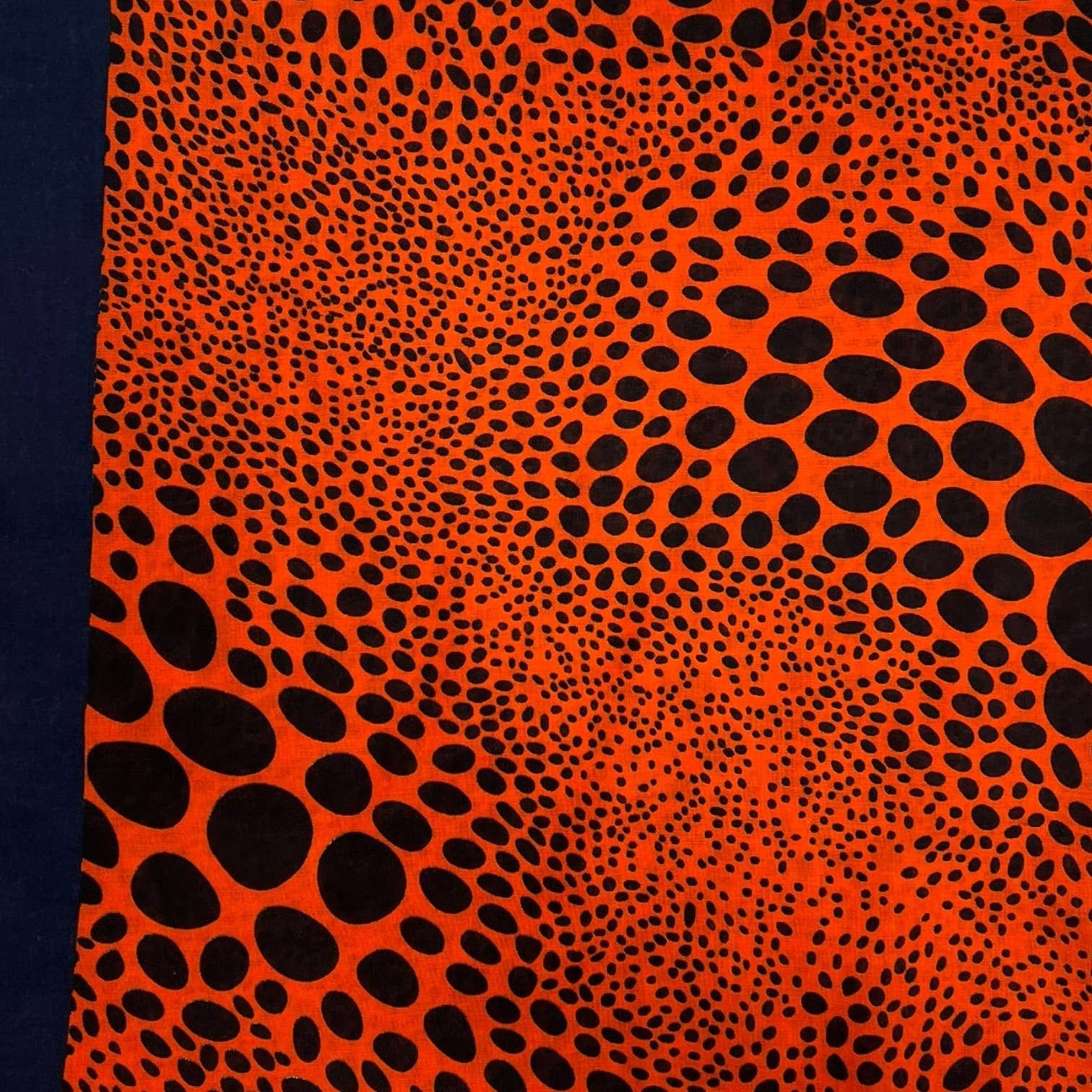 Leopard dots print scarf