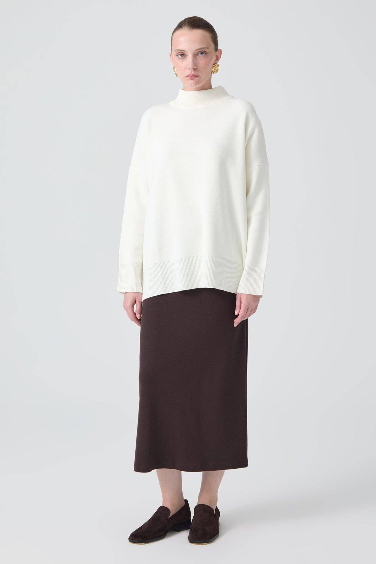 TURTLENECK BASIC KNIT SWEATER