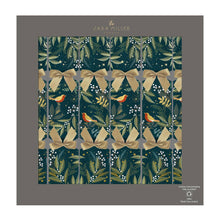 Load image into Gallery viewer, Sara Miller 13&quot; Christmas Crackers Luxury Green Robins Eco

