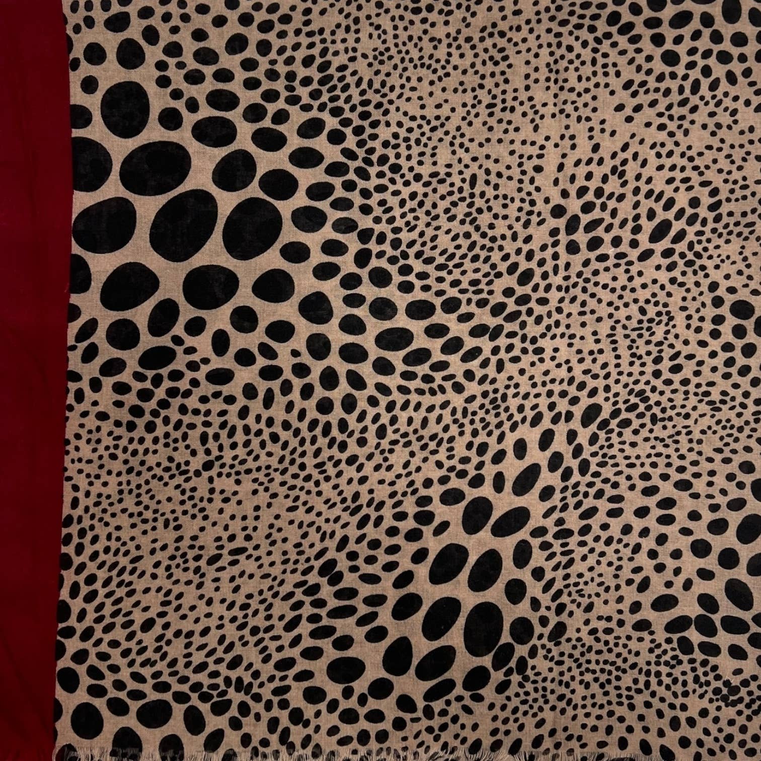 Leopard dots print scarf