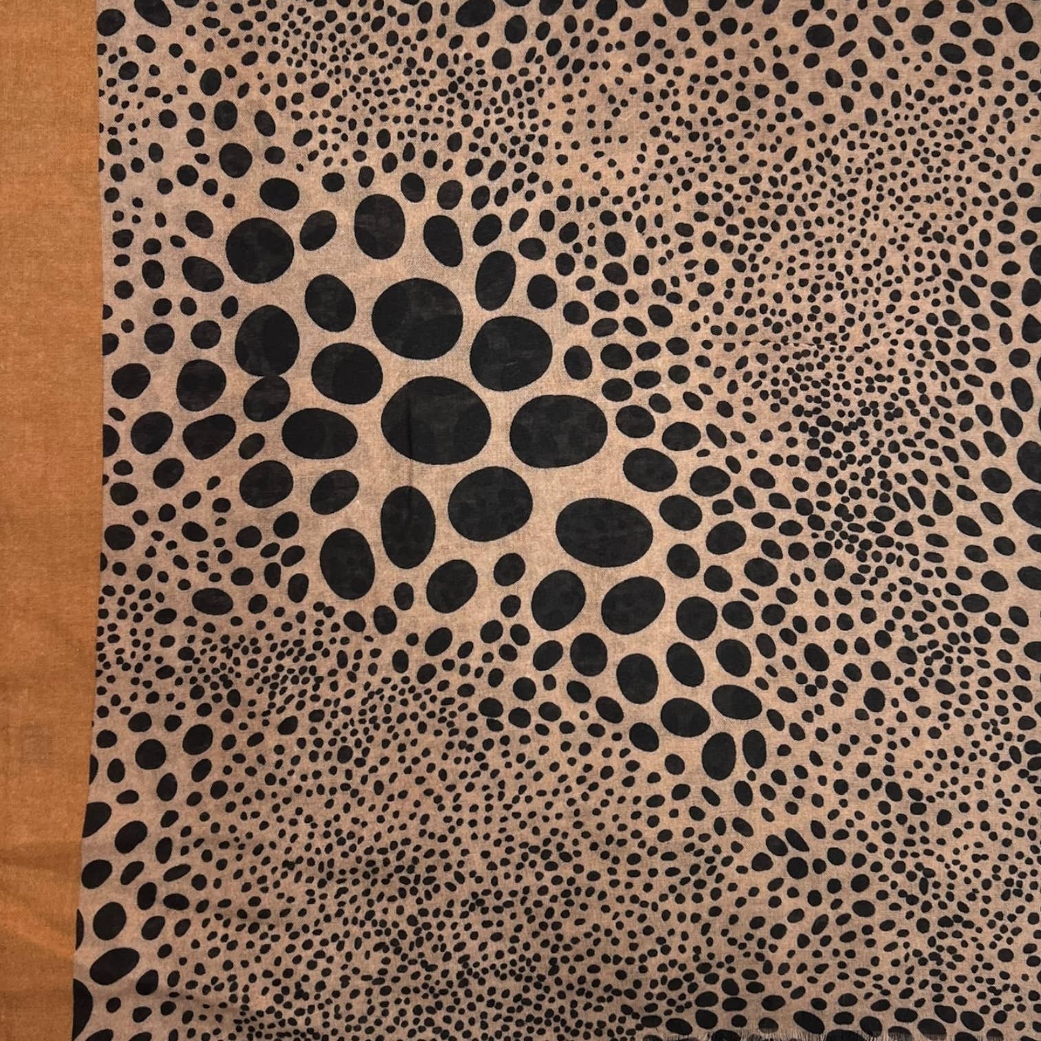 Leopard dots print scarf