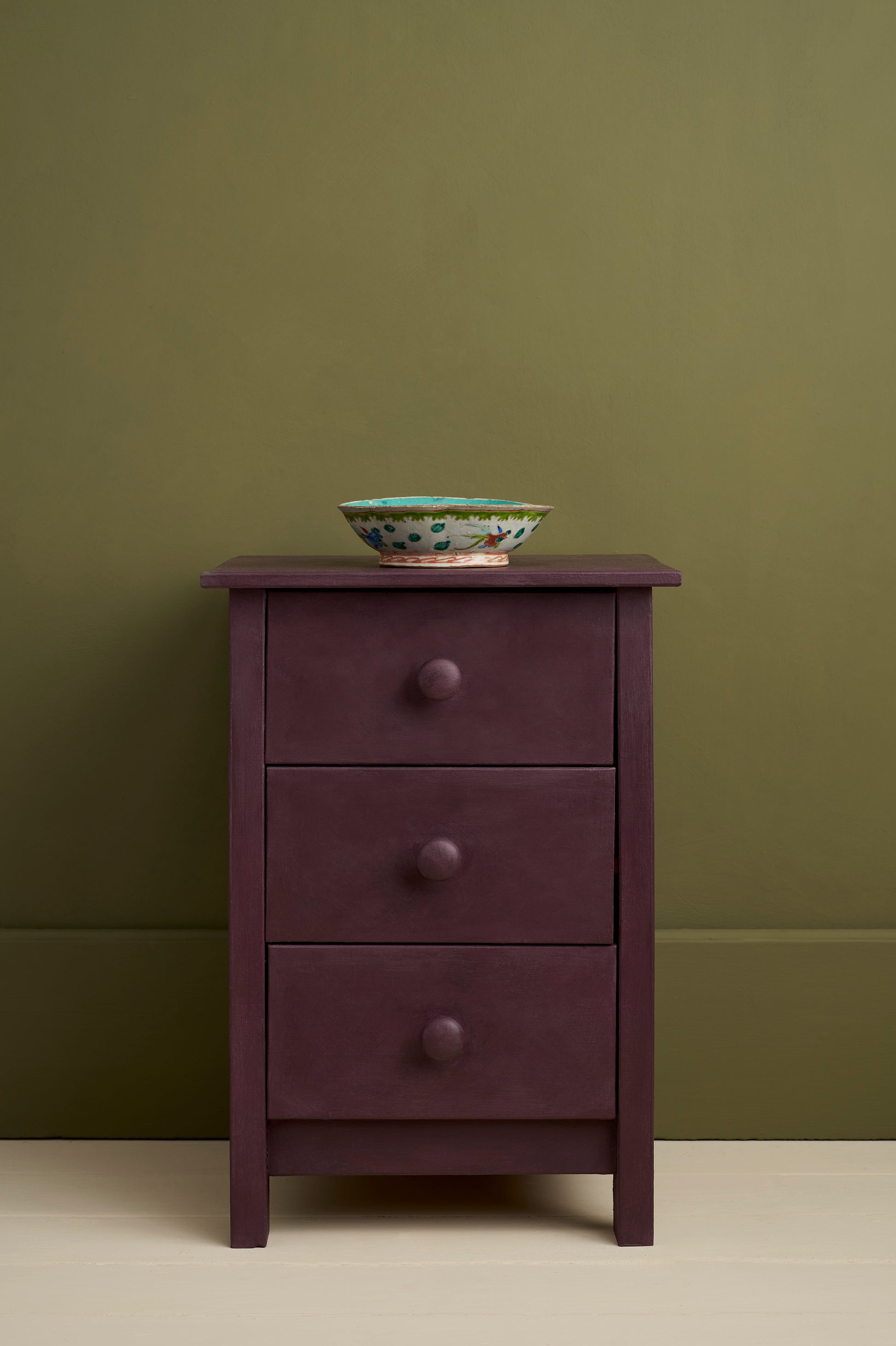 Simple nightstand painted in Annie Sloan Tyrian Plum Chalk Paint
